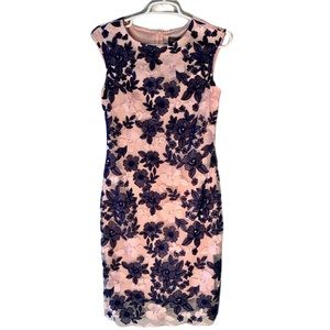 Donna Ricco size 4 lace dress with floral design